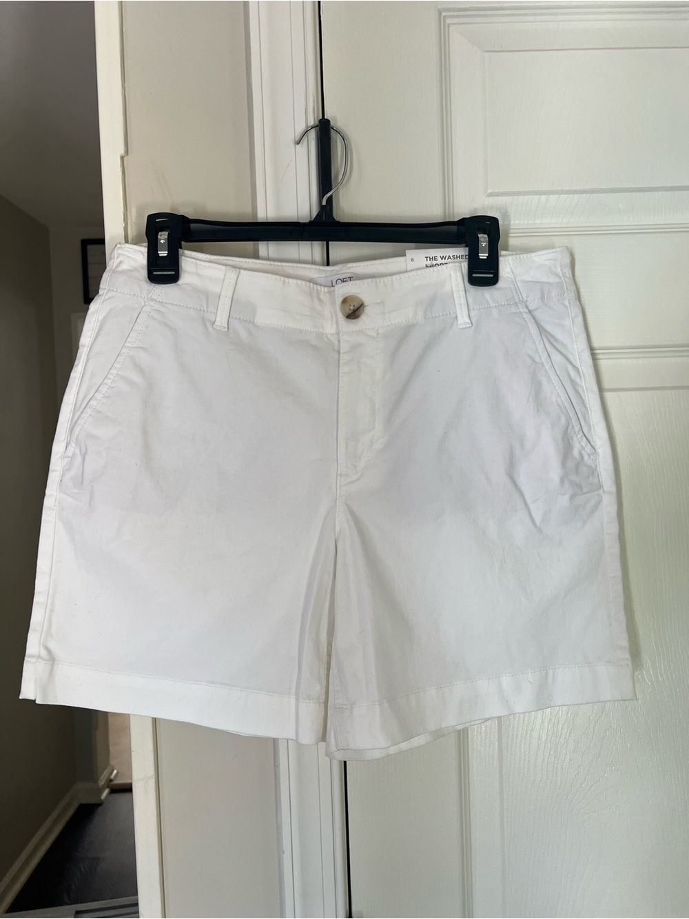 LOFT White Cotton Chino Twill 6 inch Shorts NWT Women Size 8